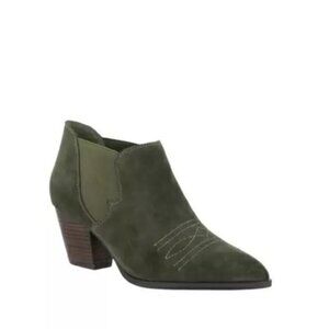 Bella Vita Emilia Booties Women's Shoes